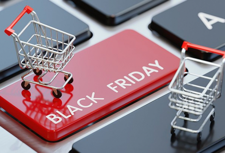 خرید و فروش ویژه لوازم آرایشی در بلک فرایدی ( black Friday ) یا جمعه سیاه